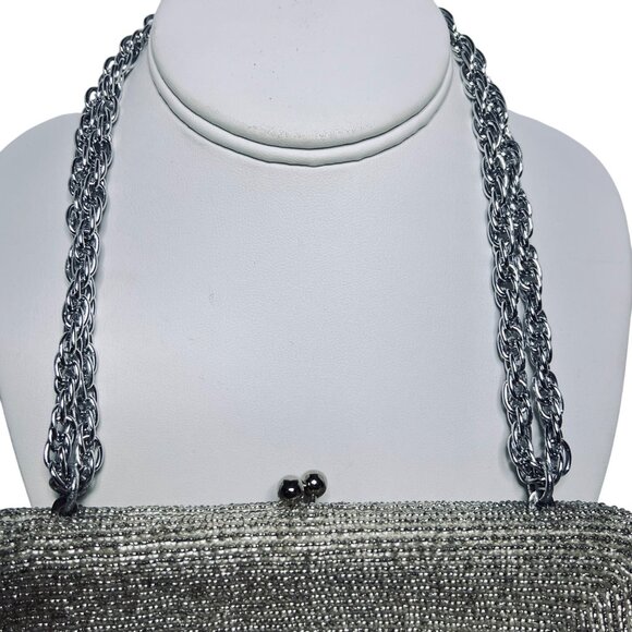 Walborg Silver Beaded Evening Bag With Chain Handle & Kiss Lock Closure (5909) - Picture 4 of 8